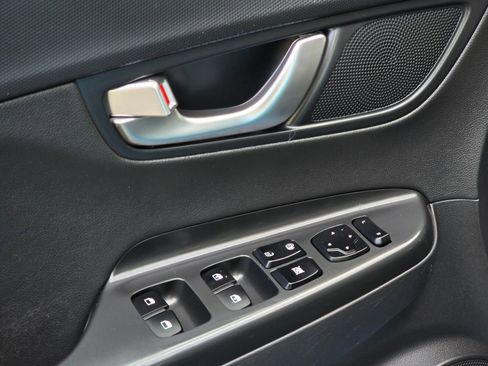 Used 2023 Hyundai Kona Limited w/ Cargo Package image 26