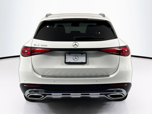 Certified 2026 Mercedes-Benz GLC 300 image 6