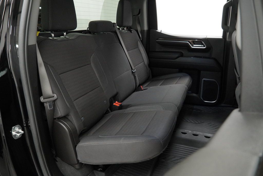 Used 2024 Chevrolet Silverado 1500 LT AWD/4WD image 38