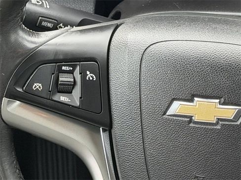 Used 2015 Chevrolet Malibu LT image 12