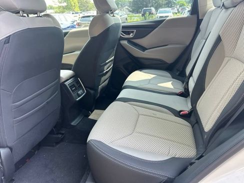 Certified 2023 Subaru Forester Premium AWD/4WD image 15