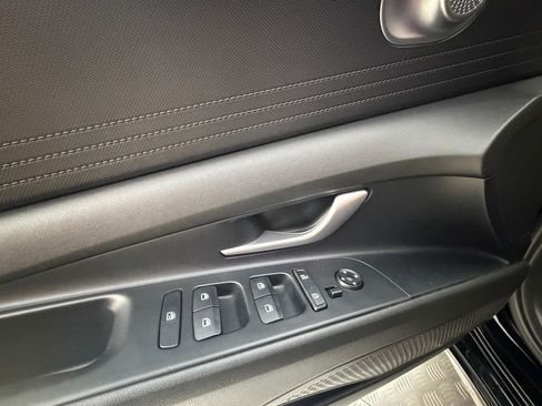 Certified 2023 Hyundai Elantra SEL w/ Cargo Package image 23