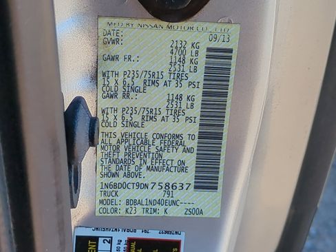 Used 2013 Nissan Frontier S image 28