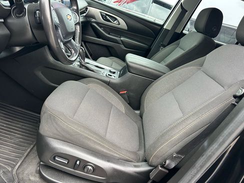 Used 2020 Chevrolet Traverse LT AWD/4WD image 6
