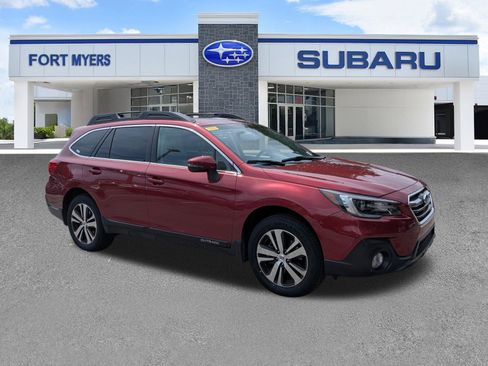 Used 2018 Subaru Outback 2.5i Limited AWD/4WD image 1
