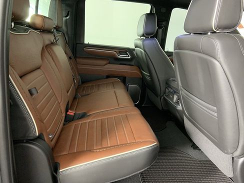 Used 2025 GMC Sierra 3500 Denali Ultimate image 22