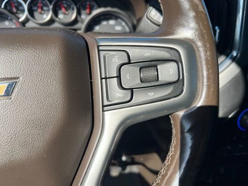Used 2019 Chevrolet Silverado 1500 LTZ w/ LTZ Premium Package AWD/4WD image 43