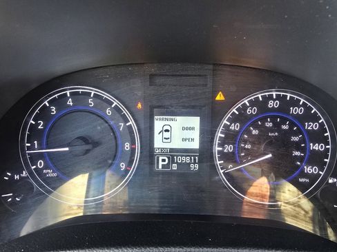 Used 2013 INFINITI G37 x w/ Premium Pkg image 22