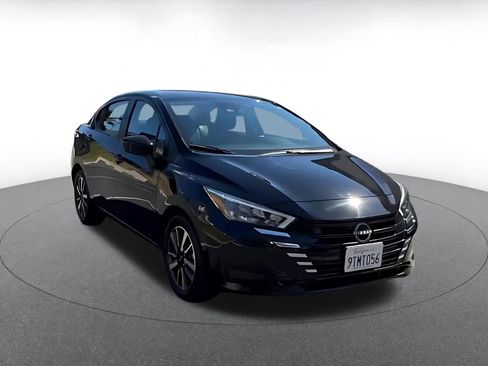 Used 2025 Nissan Versa SV FWD image 16