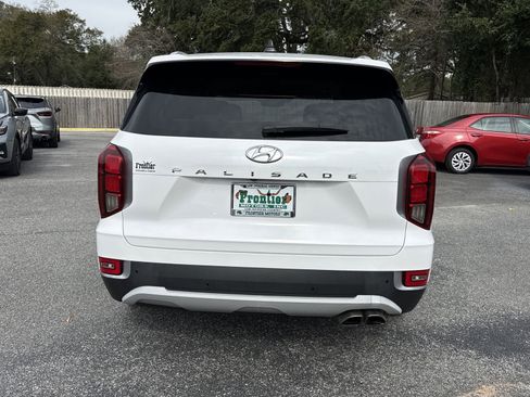 Used 2021 Hyundai Palisade SEL w/ Premium Package image 4