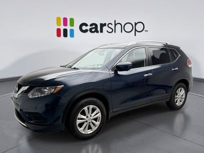 Used 2016 Nissan Rogue SV w/ SV Premium Package