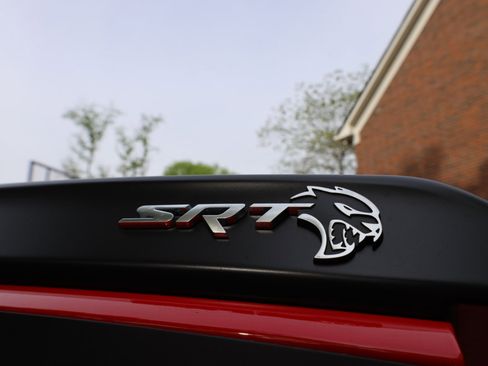 Used 2017 Dodge Challenger SRT Hellcat image 30