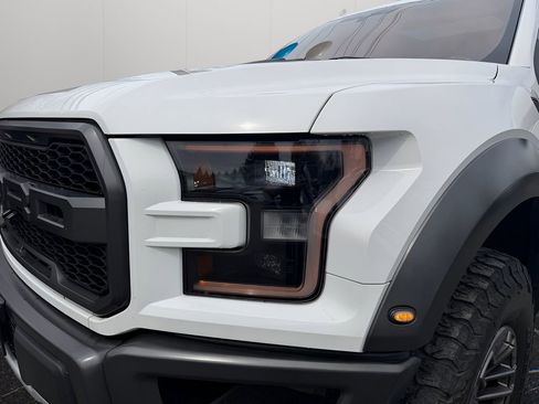 Used 2019 Ford F150 Raptor w/ Equipment Group 802A Luxury image 10