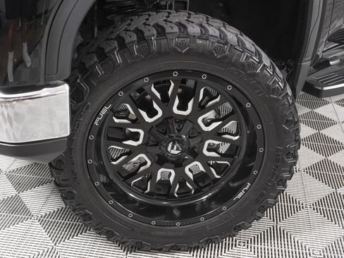 Used 2023 GMC Sierra 1500 SLT AWD/4WD image 28