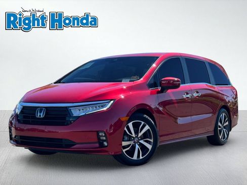 Used 2022 Honda Odyssey Touring image 1