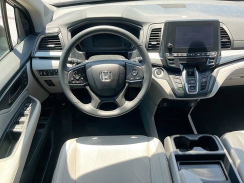 Used 2024 Honda Odyssey EX-L image 23