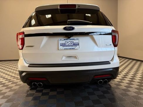 Used 2019 Ford Explorer Sport w/ Equipment Group 401A AWD/4WD image 10