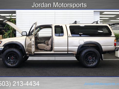 Used 2002 Toyota Tacoma 4x4 Xtracab V6 image 10