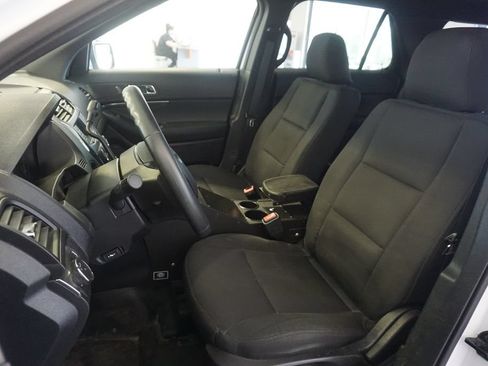 Used 2019 Ford Explorer 4WD Police Interceptor image 15