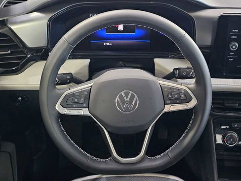 Used 2025 Volkswagen Taos S AWD/4WD image 19