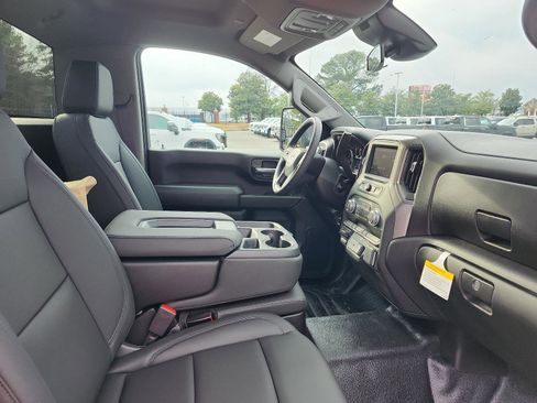 New 2026 GMC Sierra 3500 Pro w/ Convenience Package image 7