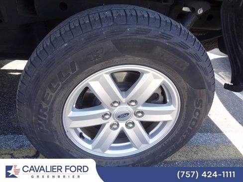 Used 2022 Ford F150 XLT w/ Equipment Group 301A Mid AWD/4WD image 18