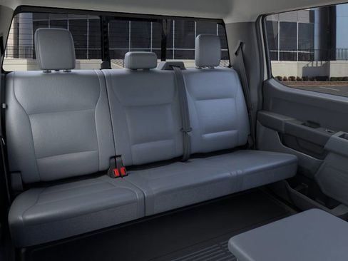 New 2025 Ford F550 4x4 Crew Cab image 11