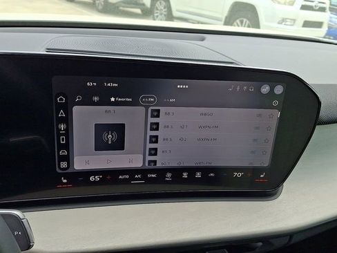 New 2026 Audi Q3 quattro 2.0T AWD/4WD image 14