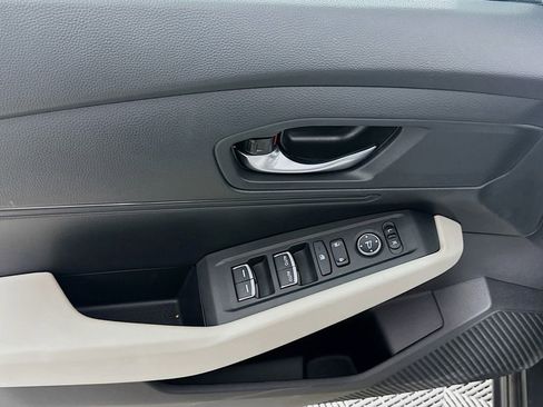 Certified 2025 Honda Accord LX image 21