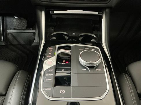 Used 2023 BMW 230i Coupe w/ Premium Package RWD image 13
