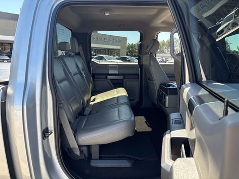 Used 2019 Ford F250 XLT w/ XLT Premium Package image 25