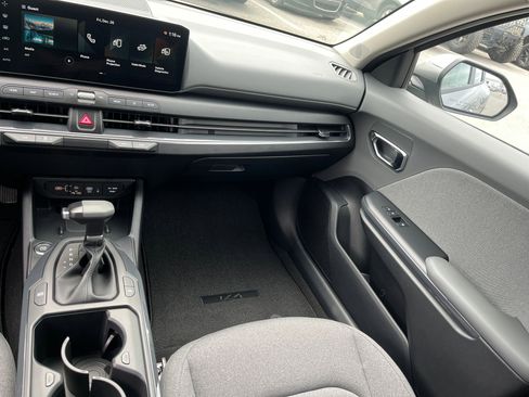 New 2025 Kia K4 EX image 11