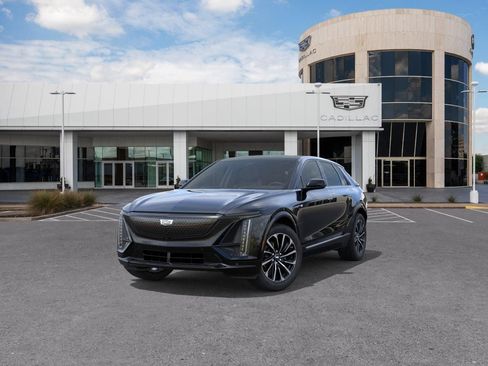 New 2026 Cadillac Lyriq Sport RWD image 8