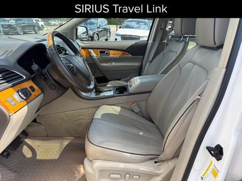 Used 2011 Lincoln MKX AWD w/ 102A Rapid Spec Order Code image 12