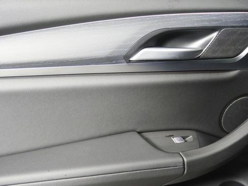 Certified 2024 BMW X4 xDrive30i image 14