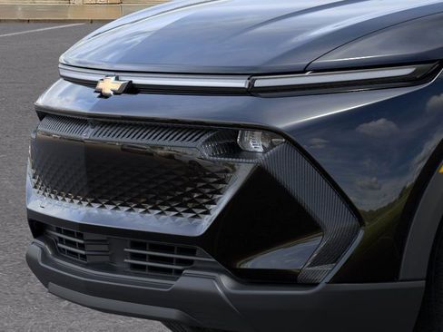 New 2026 Chevrolet Equinox EV LT image 13