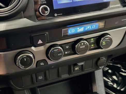 Used 2023 Toyota Tacoma SR AWD/4WD image 14