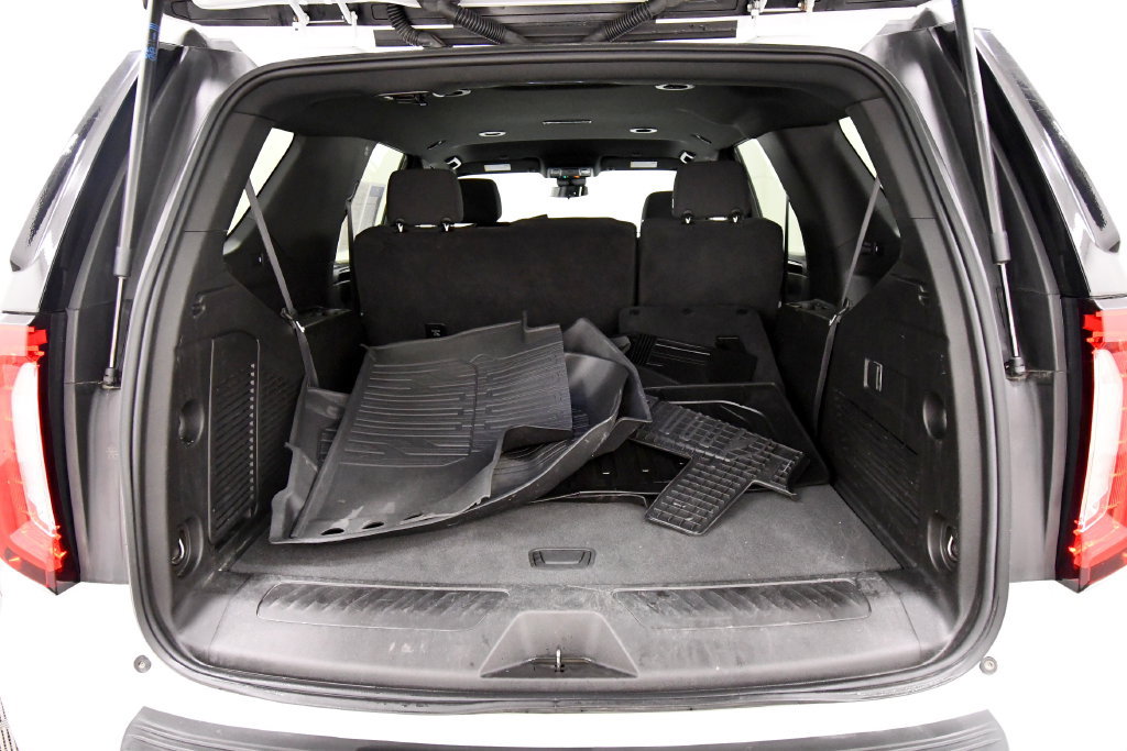 Used 2024 GMC Yukon SLE AWD/4WD image 7