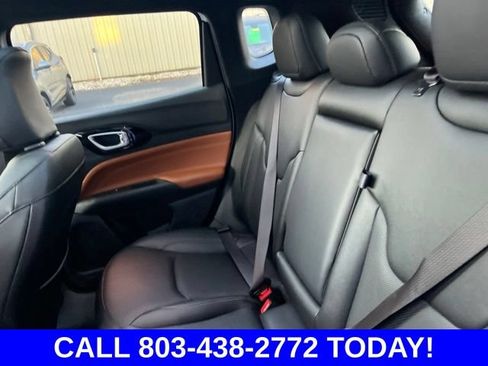 Used 2025 Jeep Compass Limited w/ Elite Group AWD/4WD image 14