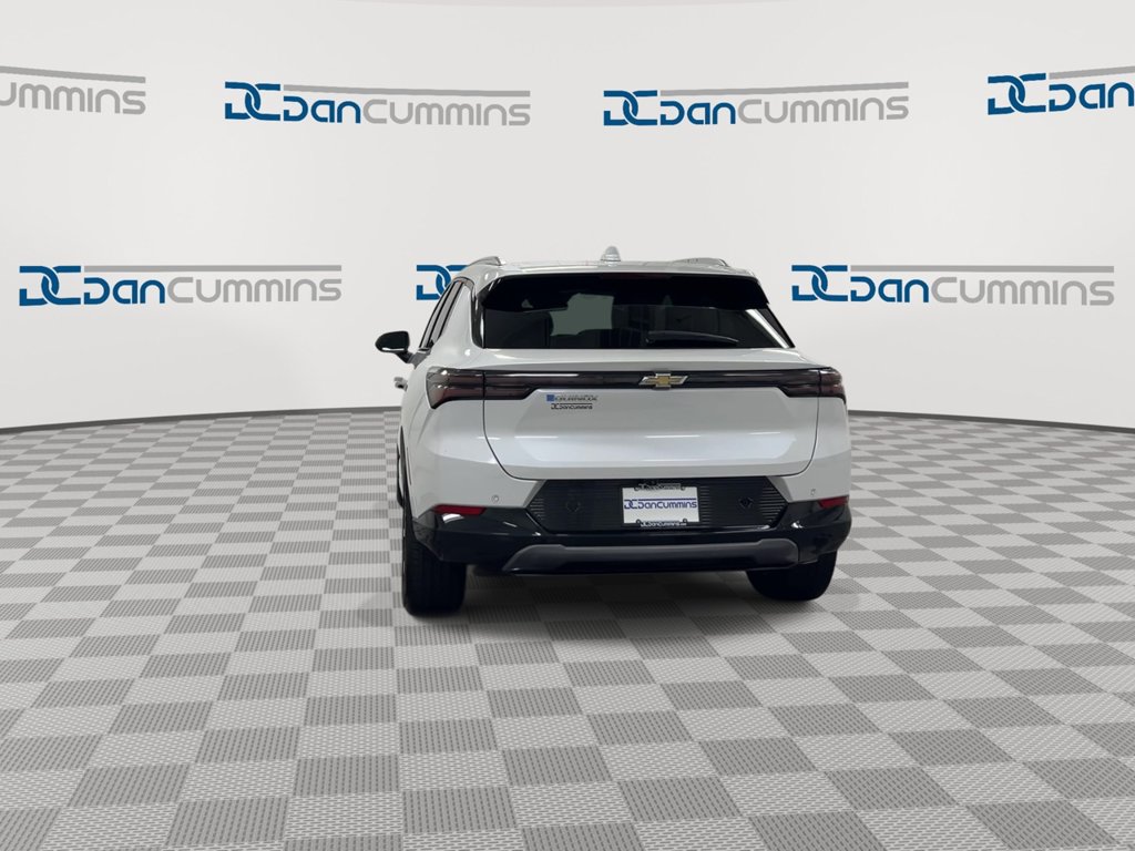 Used 2024 Chevrolet Equinox EV LT FWD image 7