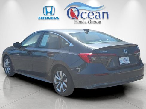 Used 2023 Honda Civic LX image 5