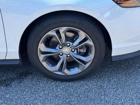 Used 2023 Honda Accord EX image 7