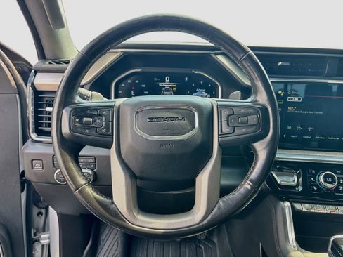 Used 2022 GMC Sierra 1500 Denali AWD/4WD image 11