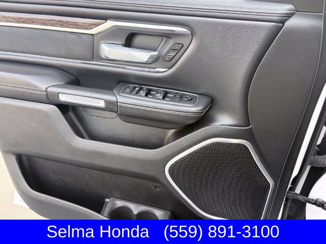 Used 2019 RAM 1500 Laramie RWD image 12