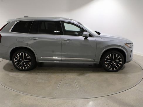 New 2026 Volvo XC90 T8 Plus image 7
