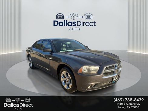 Used 2014 Dodge Charger R/T image 2