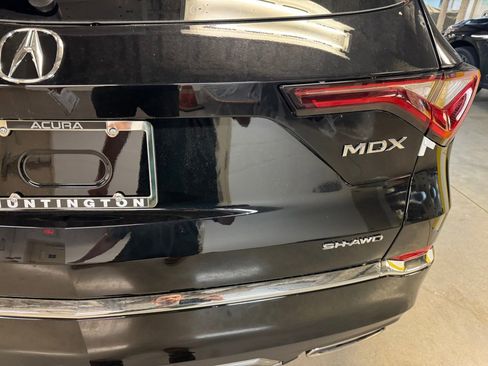 New 2026 Acura MDX SH-AWD image 15