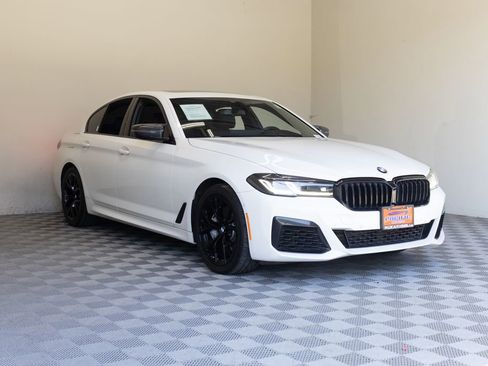 Used 2022 BMW 540i w/ M Sport Package image 6