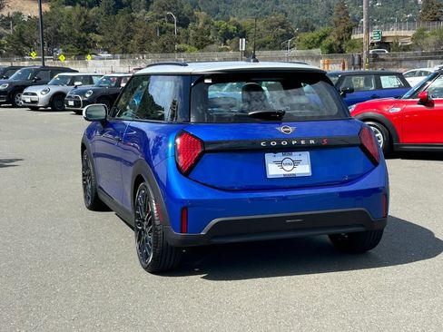 New 2026 MINI Cooper S FWD image 3