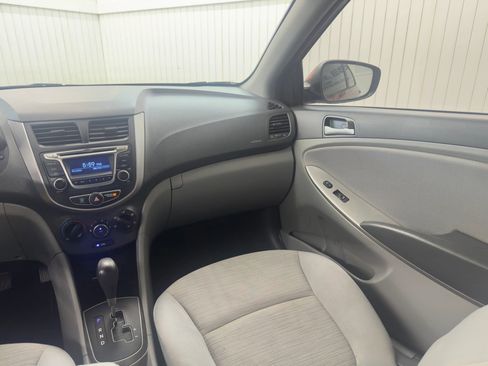 Used 2016 Hyundai Accent SE image 15